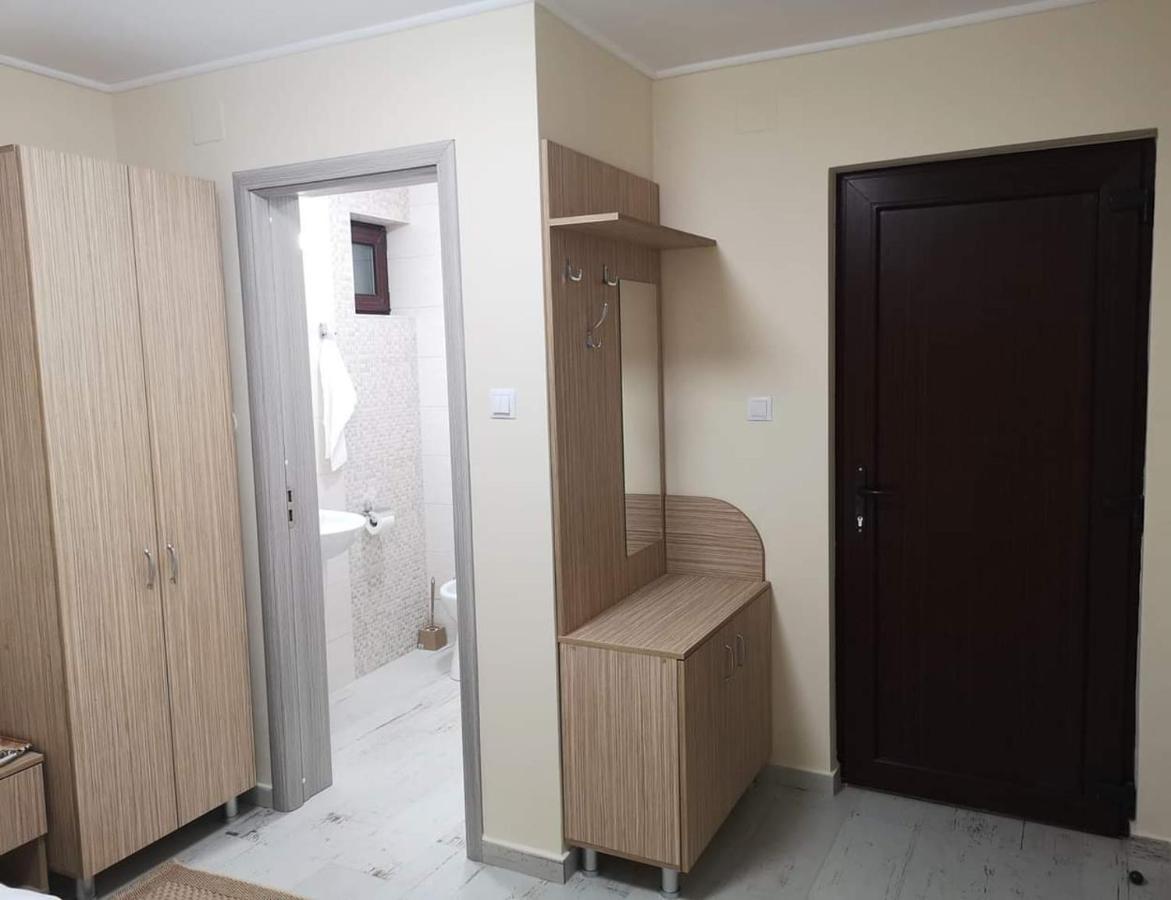 Casa Cizi Hotell Călimăneşti Exteriör bild