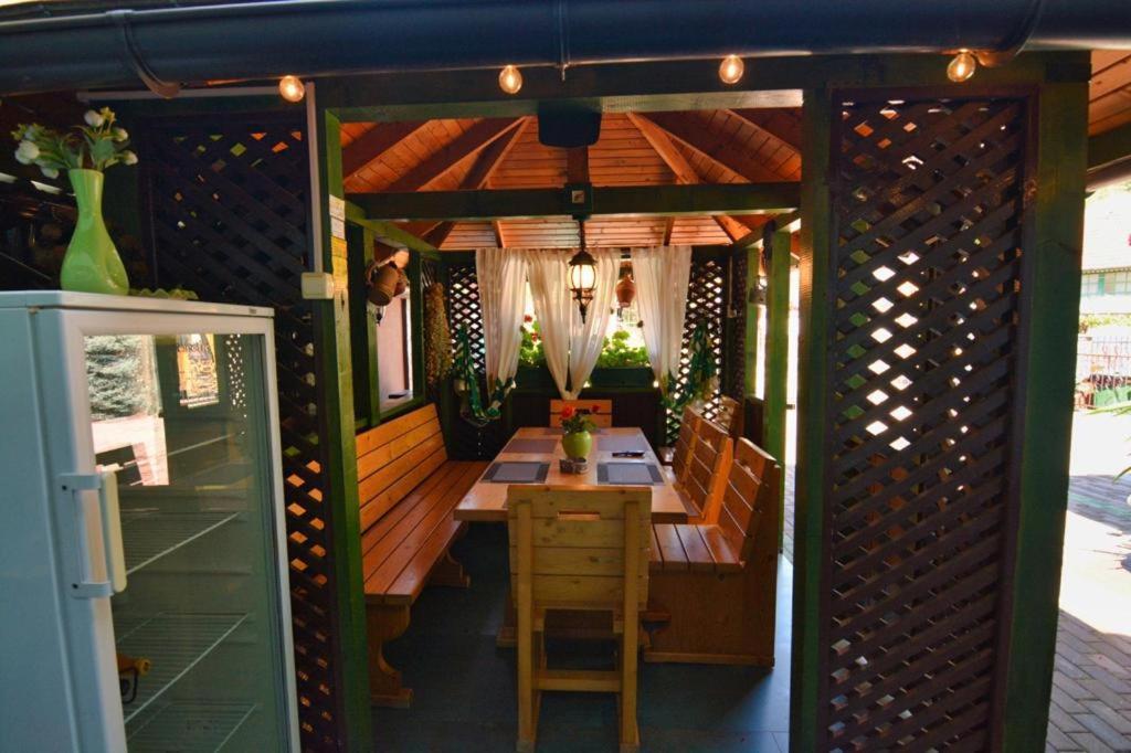 Casa Cizi Hotell Călimăneşti Exteriör bild