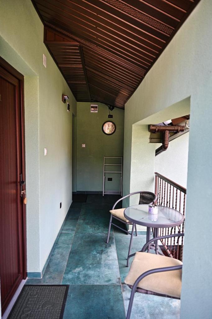 Casa Cizi Hotell Călimăneşti Exteriör bild